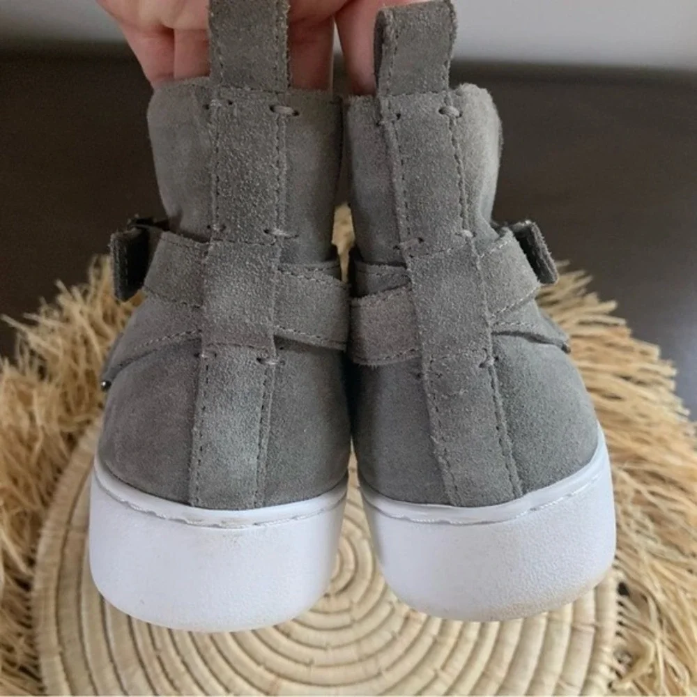VIONIC Women's Mitzi High Top Sneakers Weather Resistant Gray Suede Size 6